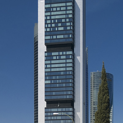 Torre Caja Madrid by Cesar Serrano