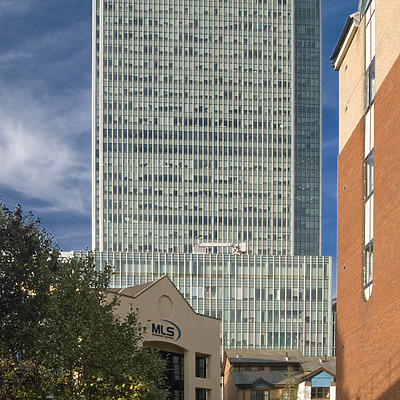 25 Bank Street by Cesar Serrano