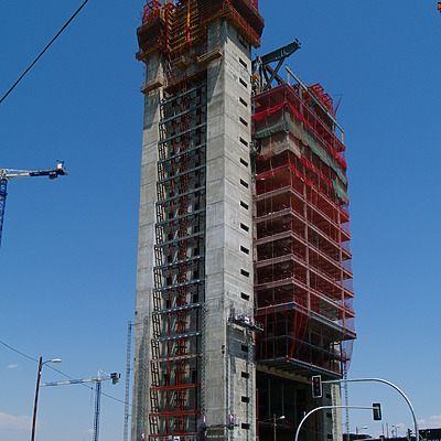 Torre Caja Madrid by Cesar Serrano
