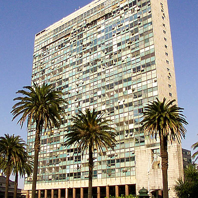 Edificio de la Ciudadela by Daniel Kieckhefer