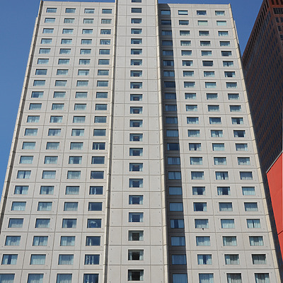 Des Moines Marriott by Rick Bronson