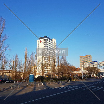 Sparkassen Informatik Hochhaus by Nephilim