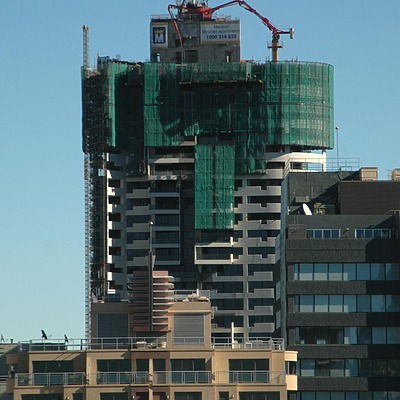 Meriton Tower by John Bek
