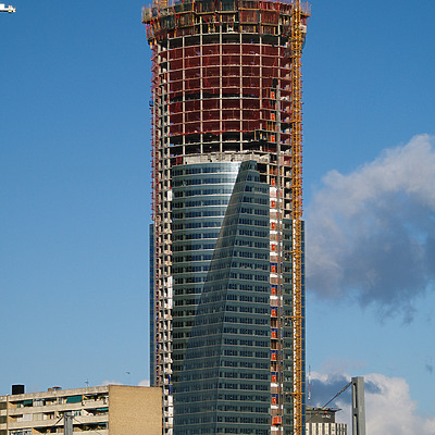 Torre Espacio by Cesar Serrano