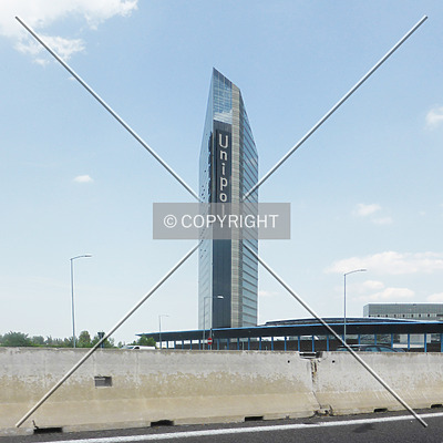 Torre Unipol by Nephilim