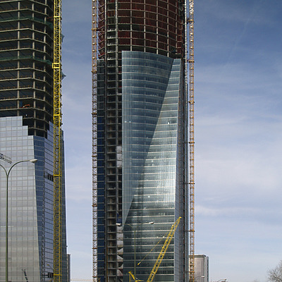 Torre Espacio by Cesar Serrano