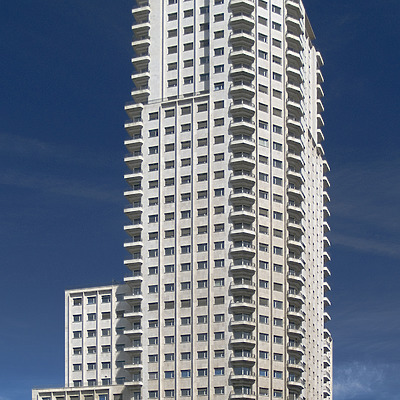 Torre de Madrid by Cesar Serrano