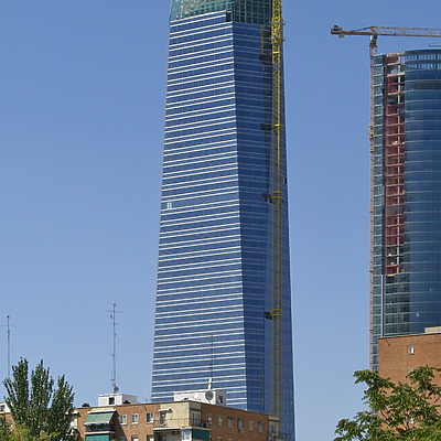 Torre de Cristal by Cesar Serrano