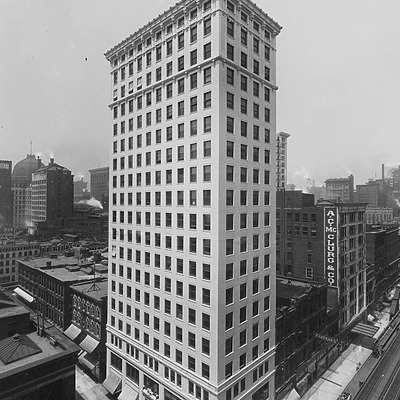 Steger Building by Chicago History Museum, ICHi-021186; Kaufmann, Weimer & Fabry Co., photographer