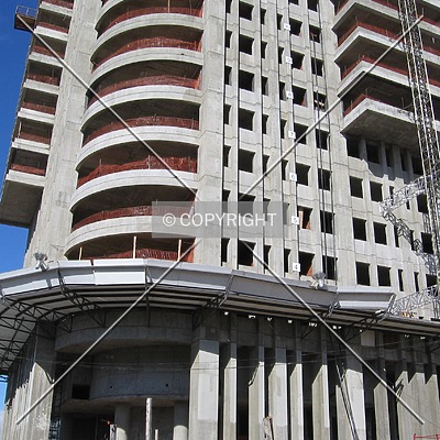 Torre Renoir 1 by Maximiliano Buono