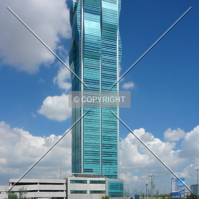Torre JV III by Luis Ibáñez
