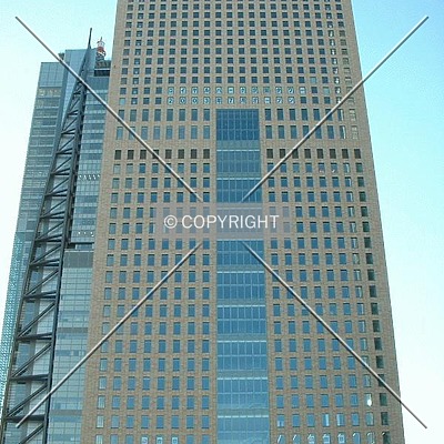 Royal Park Shiodome Tower by Andrew Stewart