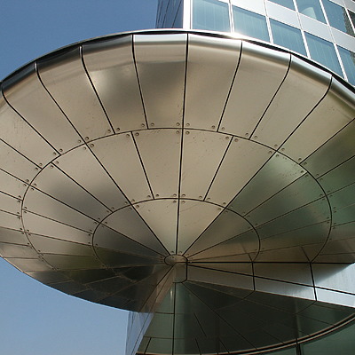 Tour EDF by Daniel Kieckhefer