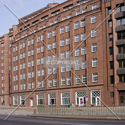 Messberghof by Nephilim