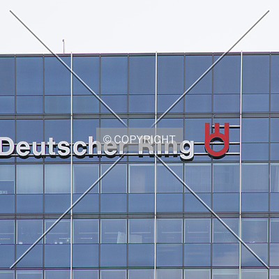 Hochhaus Deutscher Ring by Nephilim