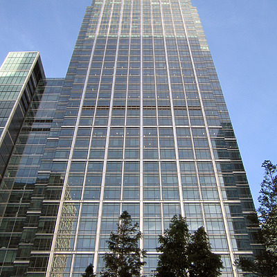 25 Canada Square by Wilson Ling