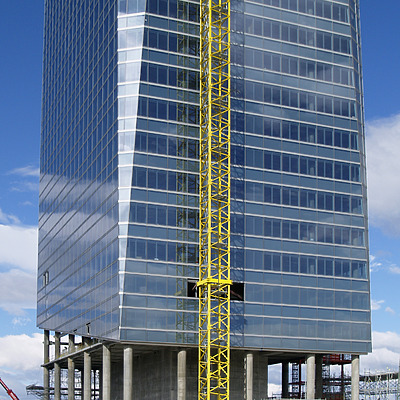 Torre de Cristal by Cesar Serrano