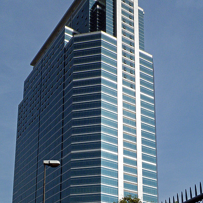 Chamchuri Office Tower by Horst Kiechle