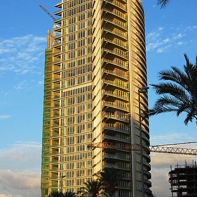 Marina Tower by Nareg Karamanoukian