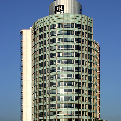 Taunus Tower by Daniel Kieckhefer