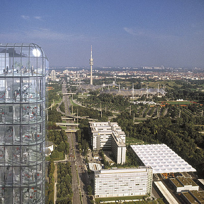 Hochhaus Uptown München by Hines