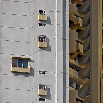 Pearl Bank Apartments by Horst Kiechle