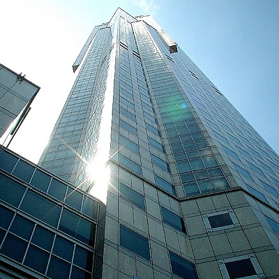 UOB Plaza One by Edmund Teo