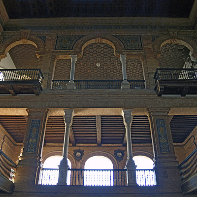 Palacio de España by Cesar Serrano