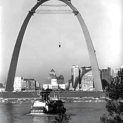 Gateway Arch by Mr. 314