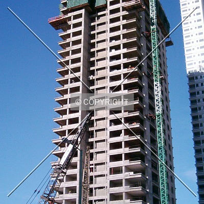 Torre del Parque by Maximiliano Buono