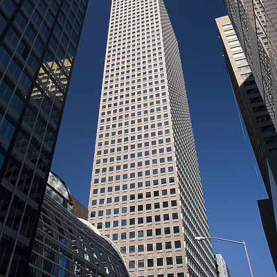 Wells Fargo Center by Pavel Toczynski