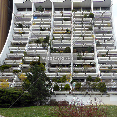 Wohnpark Alterlaa - Block B3-B8 by Nephilim