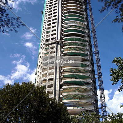 Torre Caney by Jorge Molina