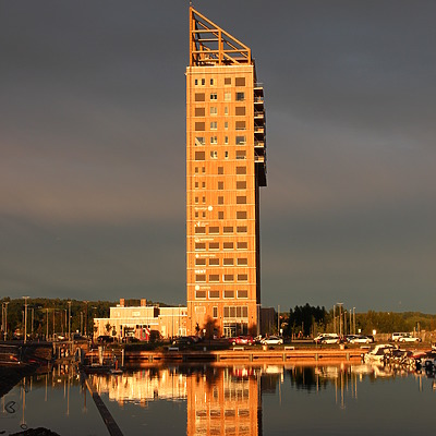 Mjøstårnet by Kjetil Balog
