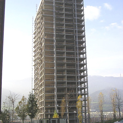 Torre IX by Mikel Allende