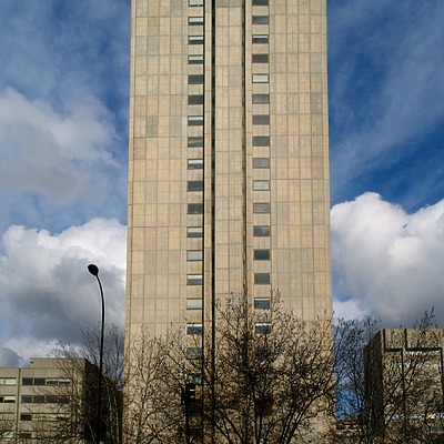 Ministerio de Comercio by Cesar Serrano