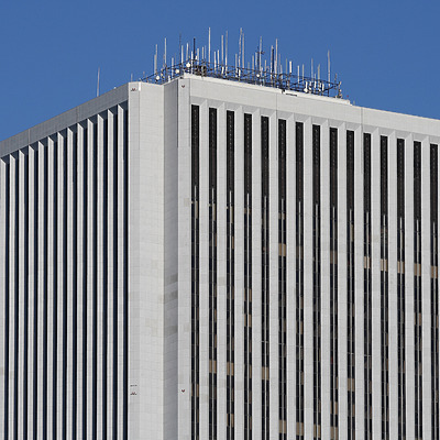 Aon Center by Michiel van Dijk