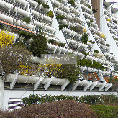 Wohnpark Alterlaa - Block C5-C8 by Nephilim