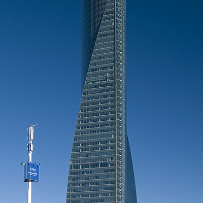 Torre Espacio by Cesar Serrano