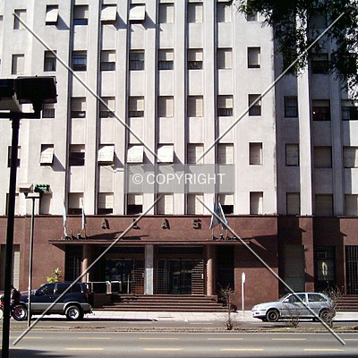 Edificio Alas by Maximiliano Buono