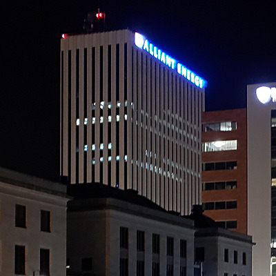 Alliant Tower by Ryan Hildebrand