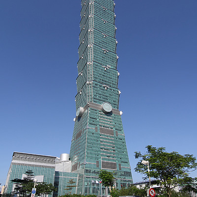 Taipei 101 by Michiel van Dijk