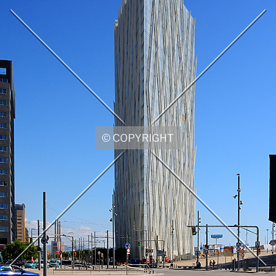 Torre Diagonal Zero Zero by David Guija