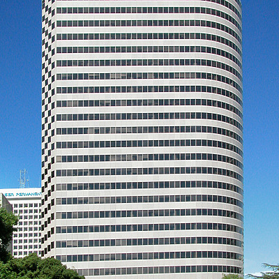 Lake Merritt Plaza by Jim Schwartz