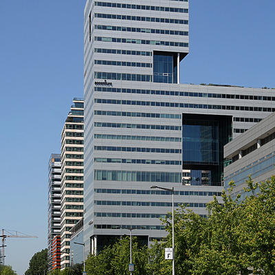 Ito-Toren by Michiel van Dijk