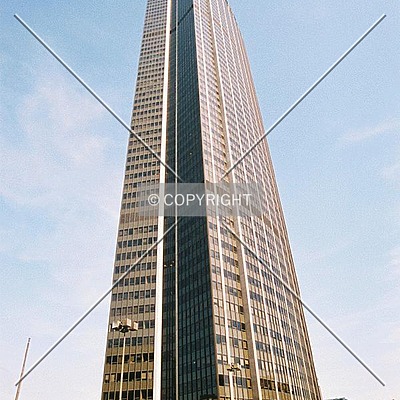 Tour Montparnasse by Nephilim