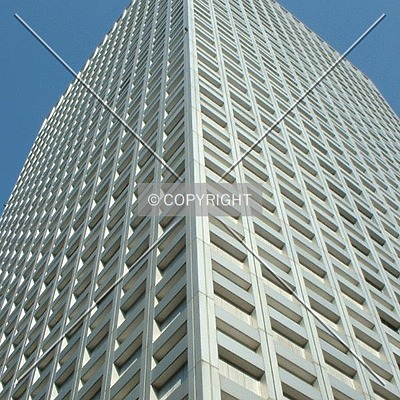 KDDI Building by Andrew Stewart