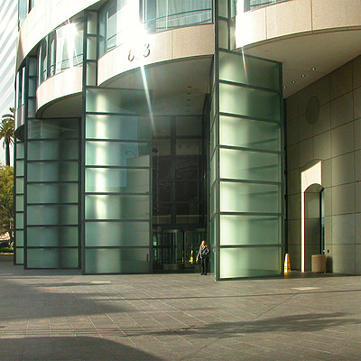 US Bank Tower by Jim Schwartz