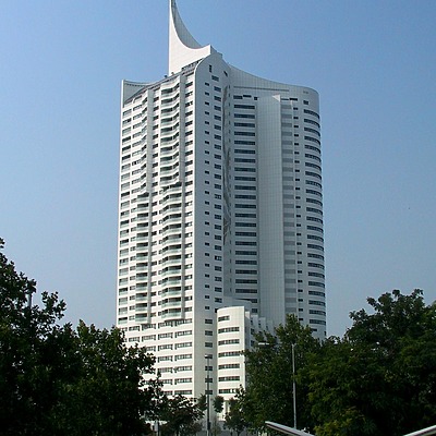 Hochhaus Neue Donau by John Bek