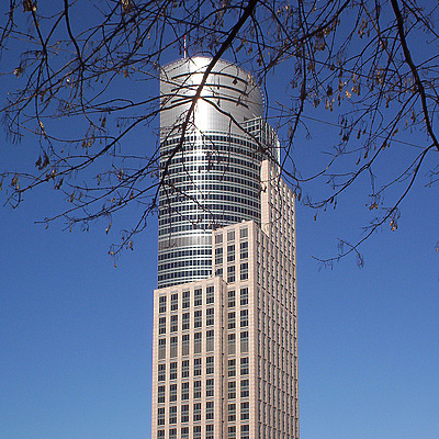 Warsaw Trade Tower by Pavel Toczynski